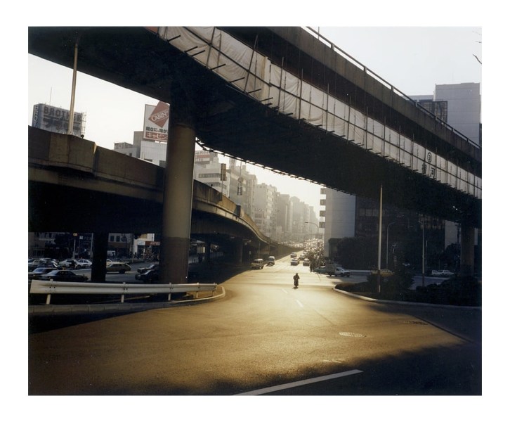 Leo Rubinfien- At Akasaka-Mitsuke, Tokyo