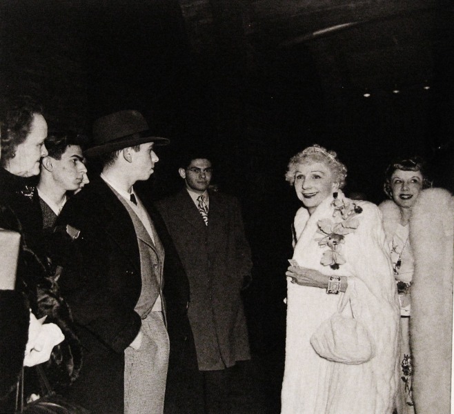 WEEGEE: Naked City - Exhibitions - Steven Kasher Gallery