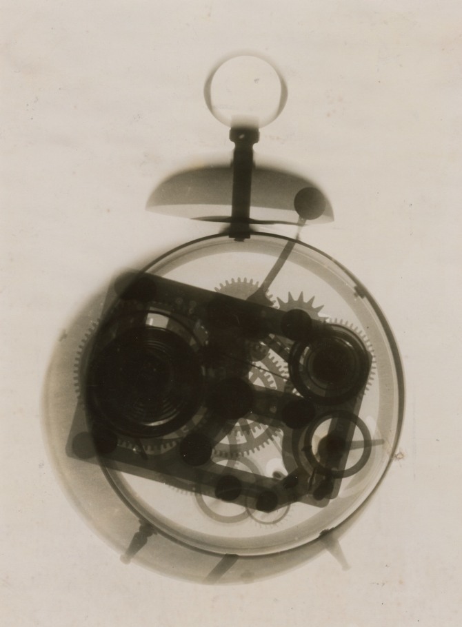 ANONYMOUS DAILY MIRROR PRESS PHOTO MECHANISM OF AN ALARM CLOCK, 1921