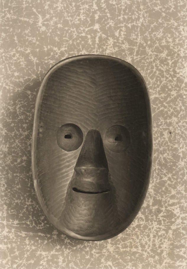 ELIE NADELMAN, PHOTOGRAPH OF A CARVED MASK, C. 1920