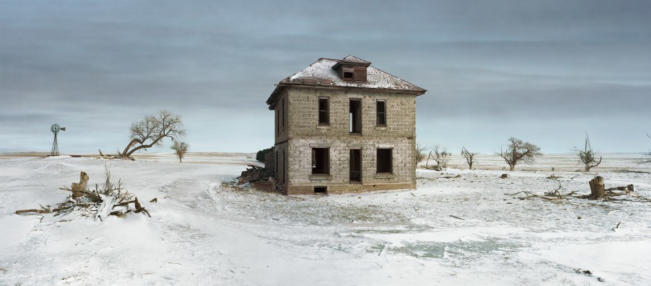 Murray House, Sheridan County, Nebraska, 2013.&nbsp;From the series Dirt Meridian.&nbsp;Archival pigment print.