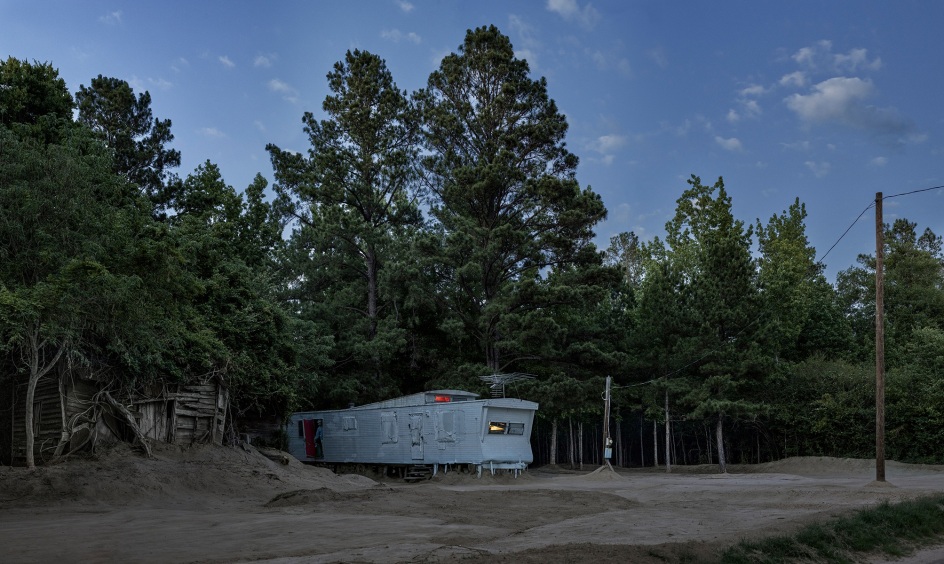 Blue Sweep, Dallas County, AL, 2017. Archival pigment print.