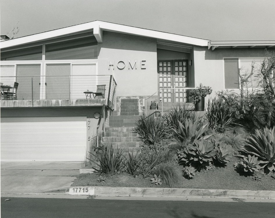 Mark Ruwedel,&nbsp;Pacific Palisades, 2015, 11 x 14 inch gelatin silver print.