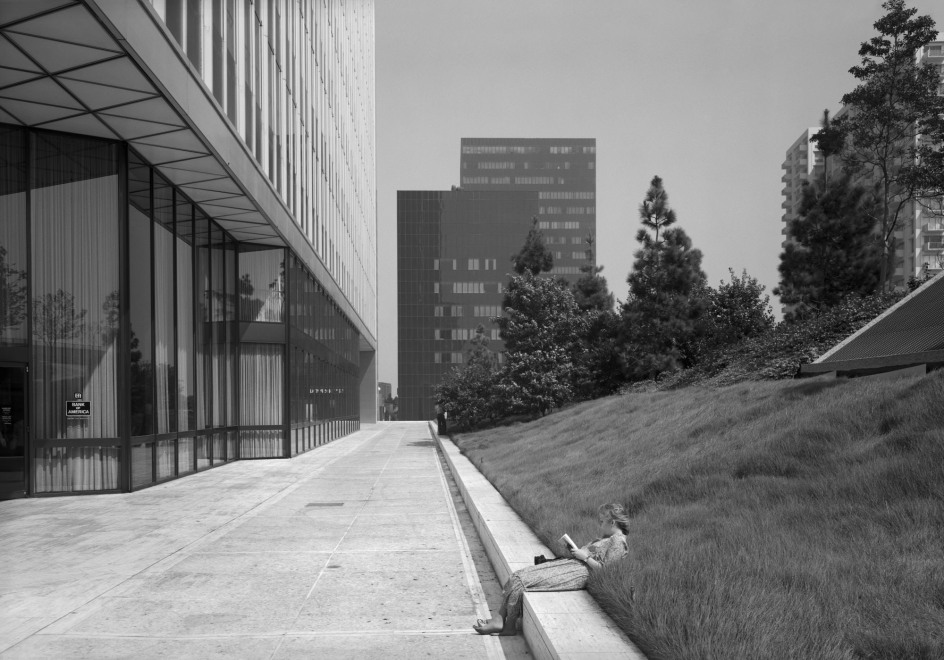 Public Use Areas #25, 1980. Archival pigment print.&nbsp;