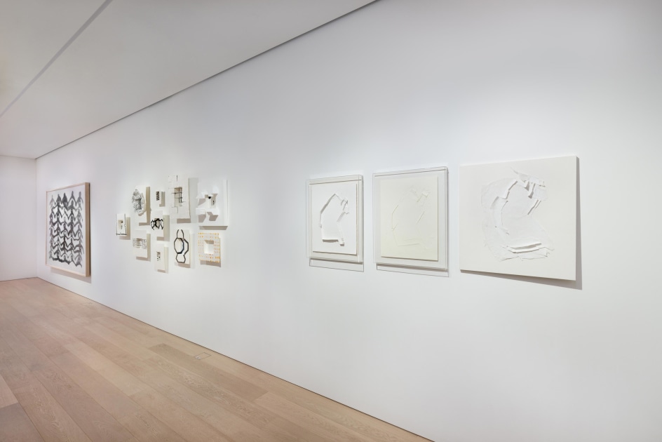 Three Generations: Remembering Suh Se Ok (1929-2020), Installation View