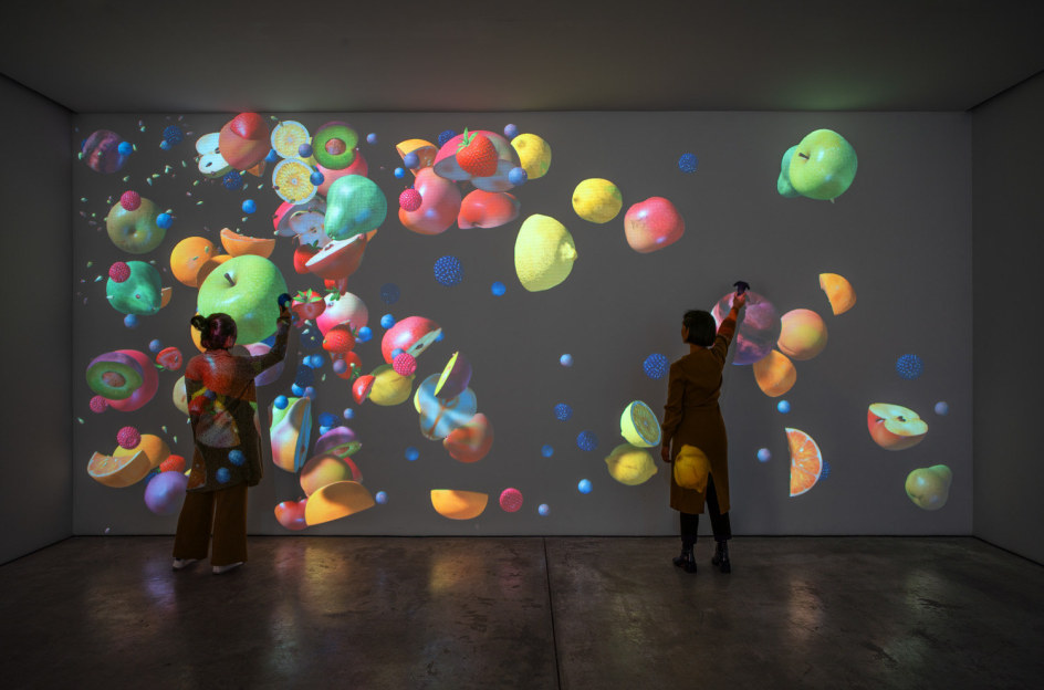 Jennifer Steinkamp,&nbsp;Impeach, Installation view, Lehmann Maupin, New York, 2019