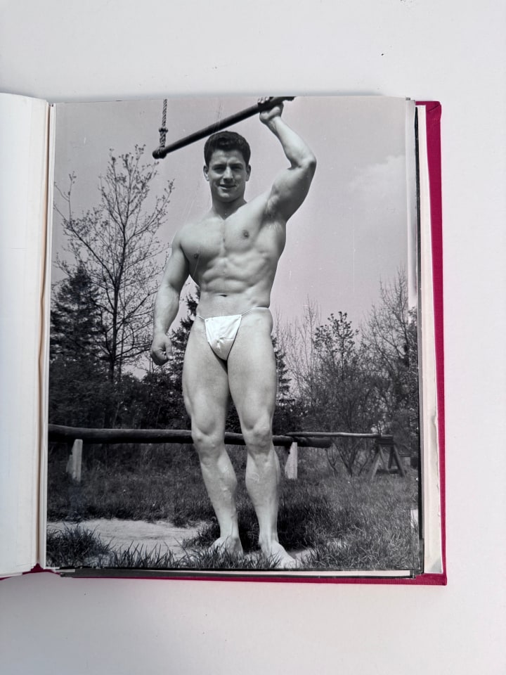 BODY BUILDING PHOTOGRAPH ALBUM 1959-1961