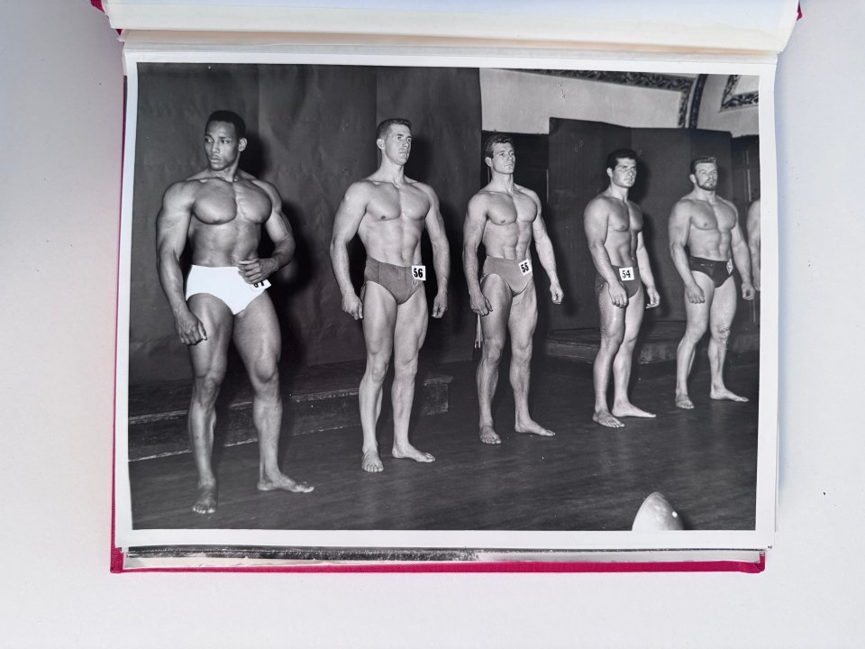 BODY BUILDING PHOTOGRAPH ALBUM 1959-1961