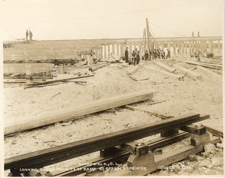 EDWARD RUTTER PHOTOS OF CONSTRUCTION OF CONEY ISLAND BOARDWALK 1921-1922