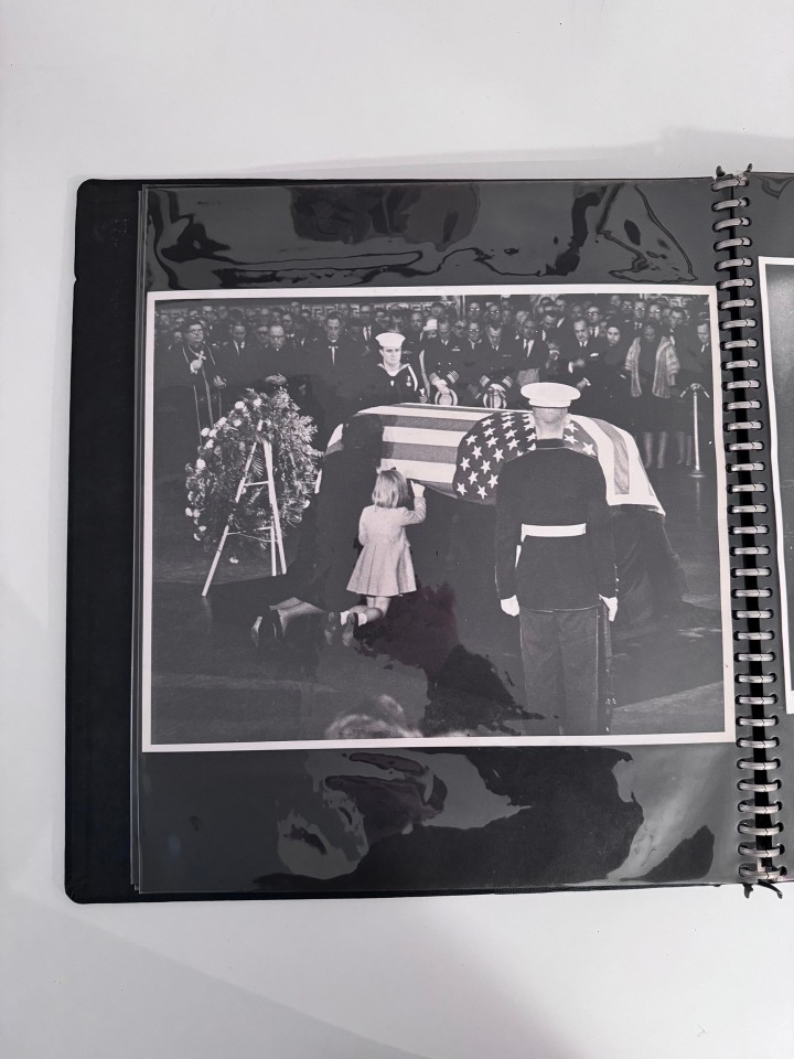 JFK ASSASSINATION ALBUM (26) SILVER GELATIN PRINTS