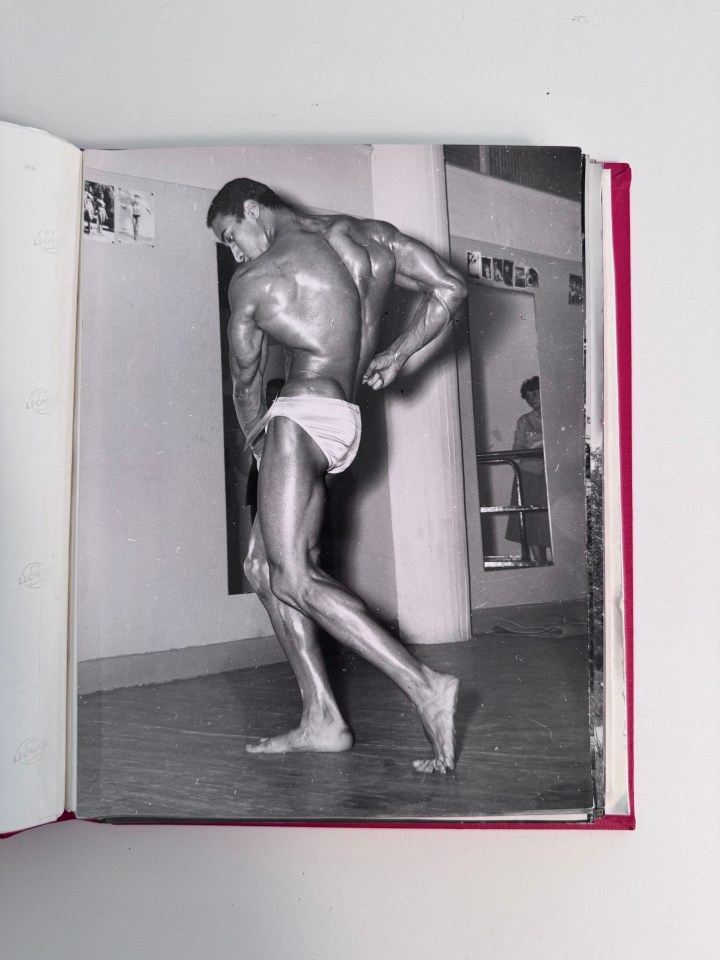 BODY BUILDING PHOTOGRAPH ALBUM 1959-1961