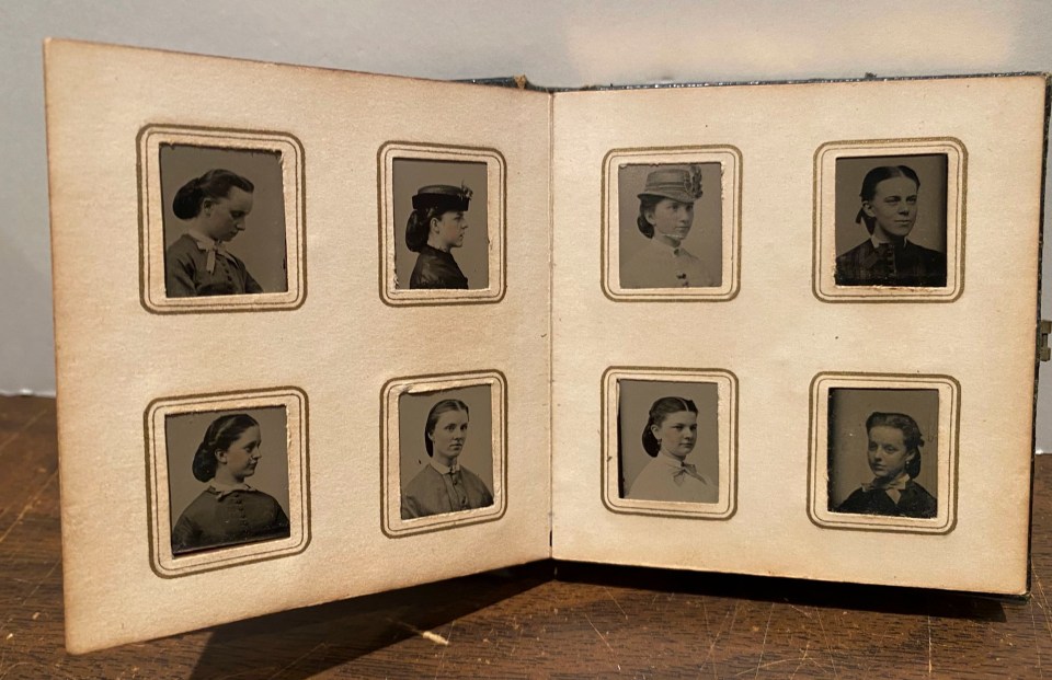 GEM TYPE ALBUM 76 PORTRAITS OF WOMEN BY J.E. TILTON MANY WEARING HATS PRESUMABLY FROM AN ALL-GIRLS SCHOOL BOSTON 1850S