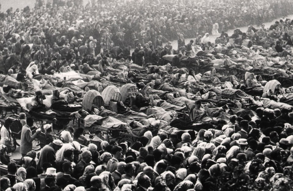 26.&nbsp;Mario Giacomelli, Lourdes, 1957