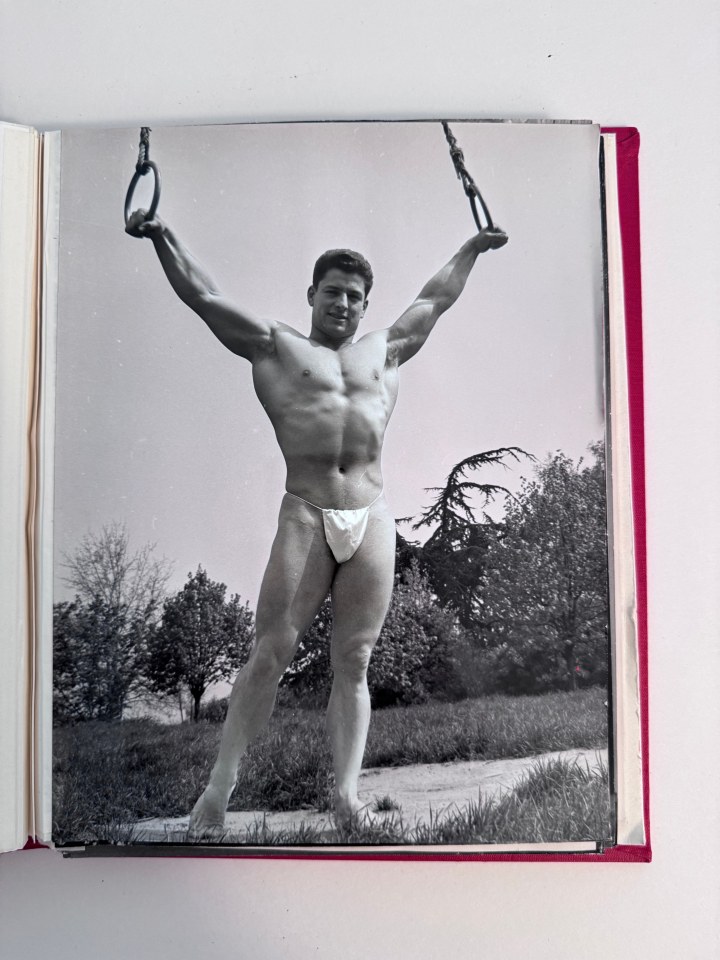 BODY BUILDING PHOTOGRAPH ALBUM 1959-1961