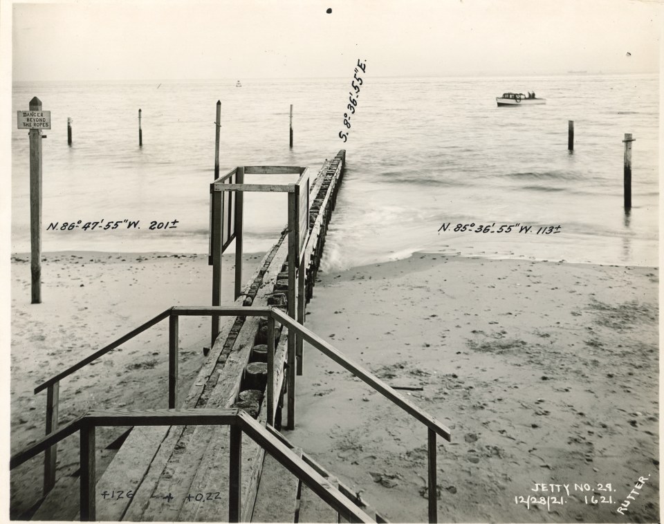 EDWARD RUTTER PHOTOS OF CONSTRUCTION OF CONEY ISLAND BEACH&rsquo;S JETTY IN 1921