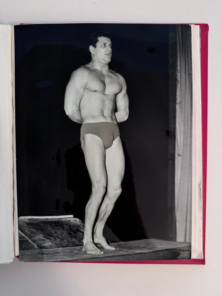 BODY BUILDING PHOTOGRAPH ALBUM 1959-1961