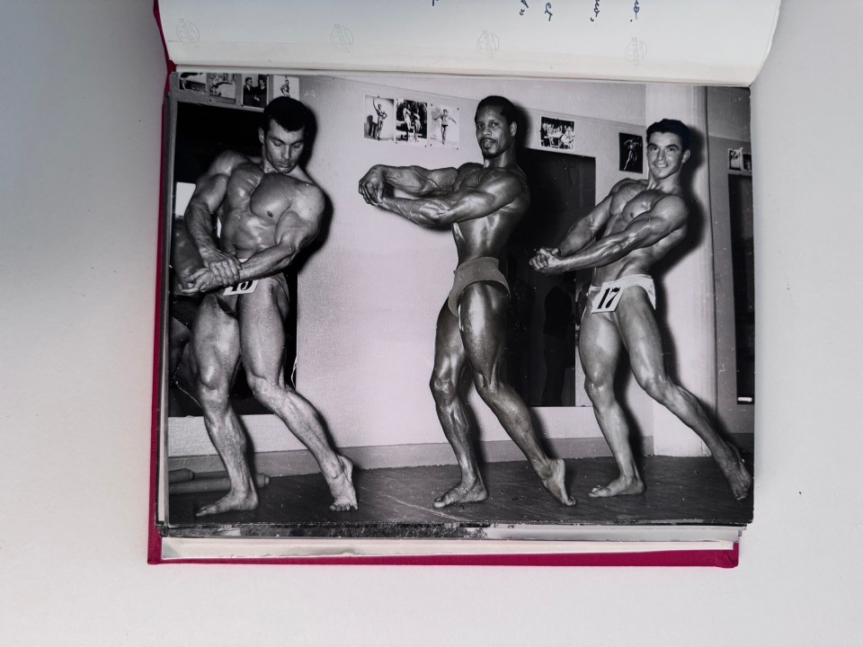 BODY BUILDING PHOTOGRAPH ALBUM 1959-1961