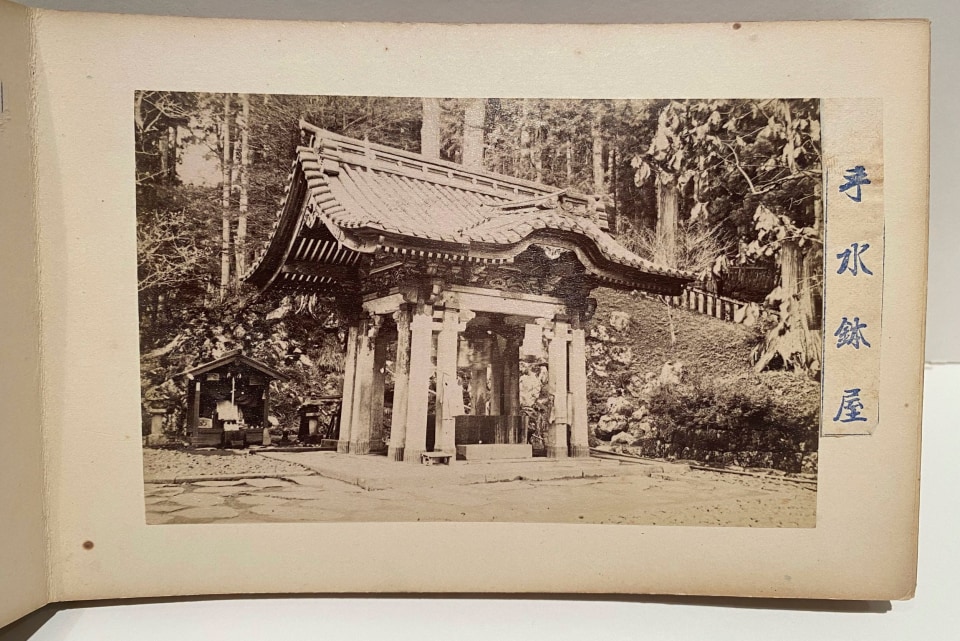 19TH CENTURY HAND CARVED ACCORDION STYLE ALBUM OF JAPAN'S ARCHITECTURE AND LANDSCAPE