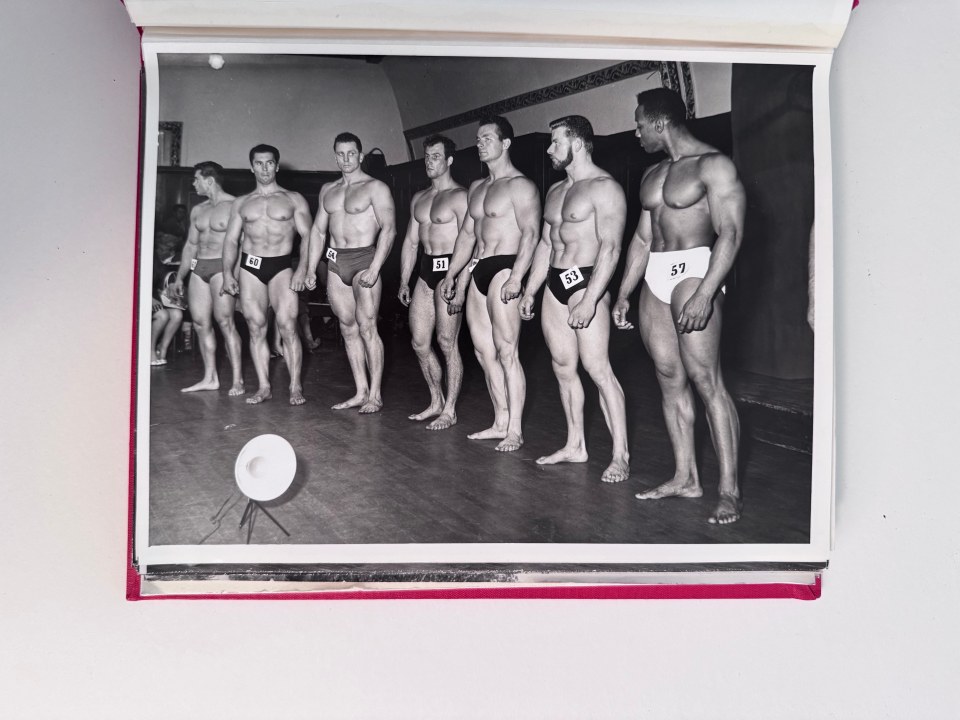 BODY BUILDING PHOTOGRAPH ALBUM 1959-1961