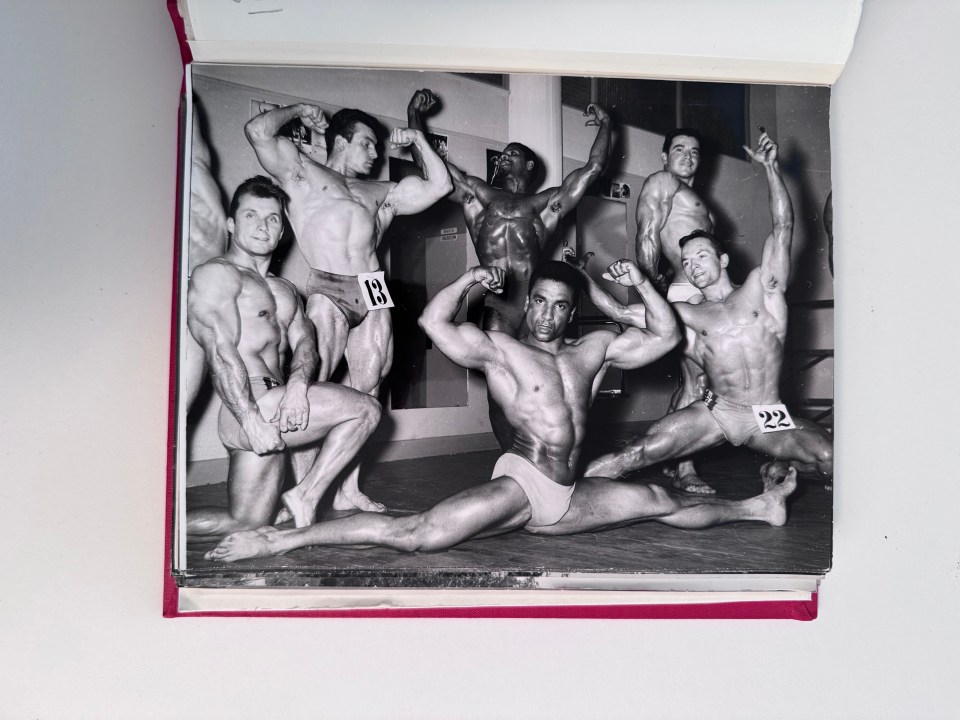 BODY BUILDING PHOTOGRAPH ALBUM 1959-1961