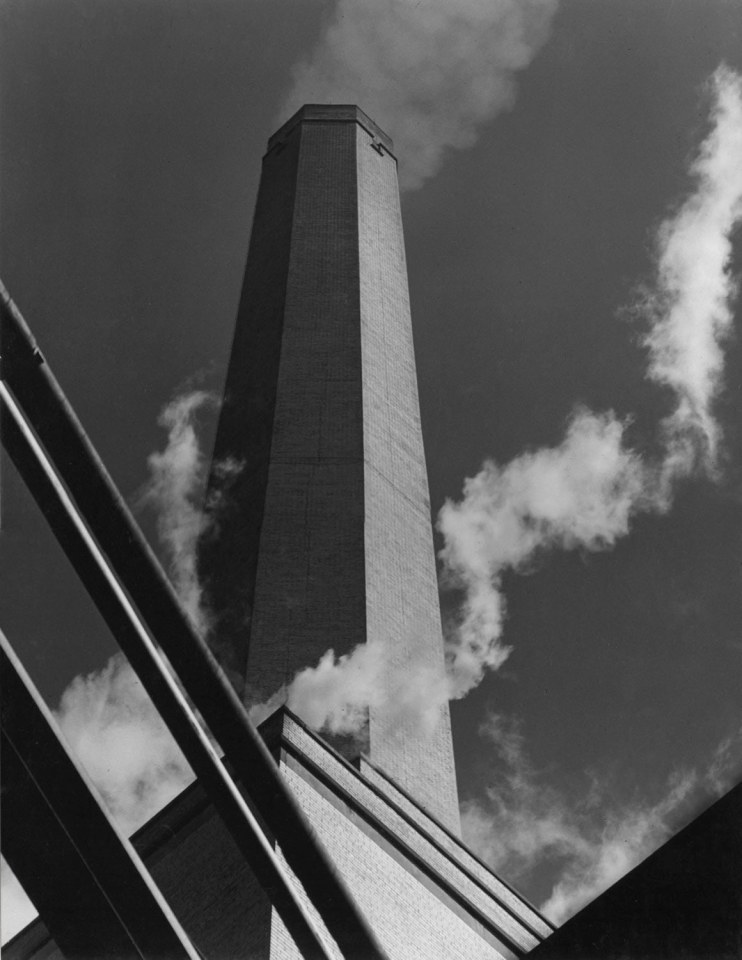 14.&nbsp;Edward Quigley (American, 1898-1977) Stack, Philadelphia, c. 1930