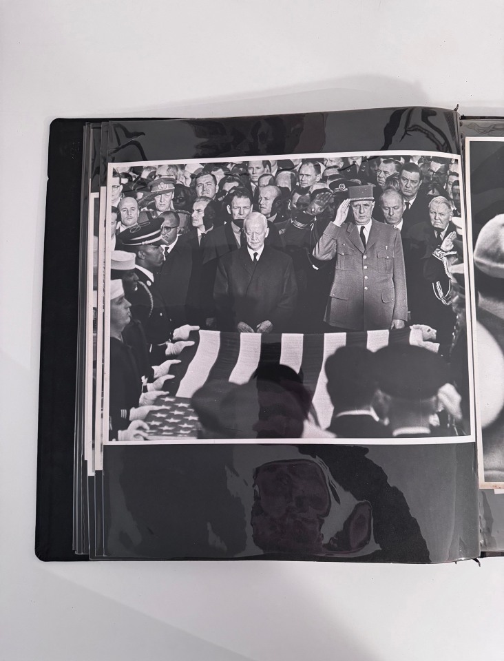 JFK ASSASSINATION ALBUM (26) SILVER GELATIN PRINTS