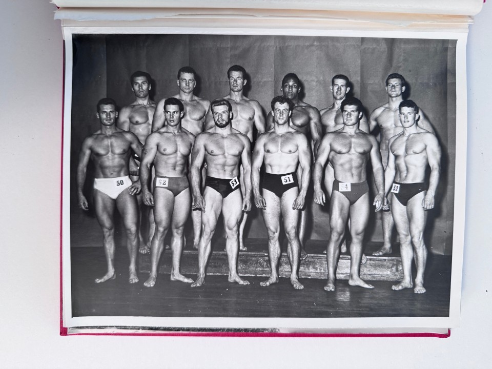 BODY BUILDING PHOTOGRAPH ALBUM 1959-1961