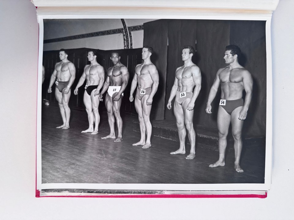 BODY BUILDING PHOTOGRAPH ALBUM 1959-1961