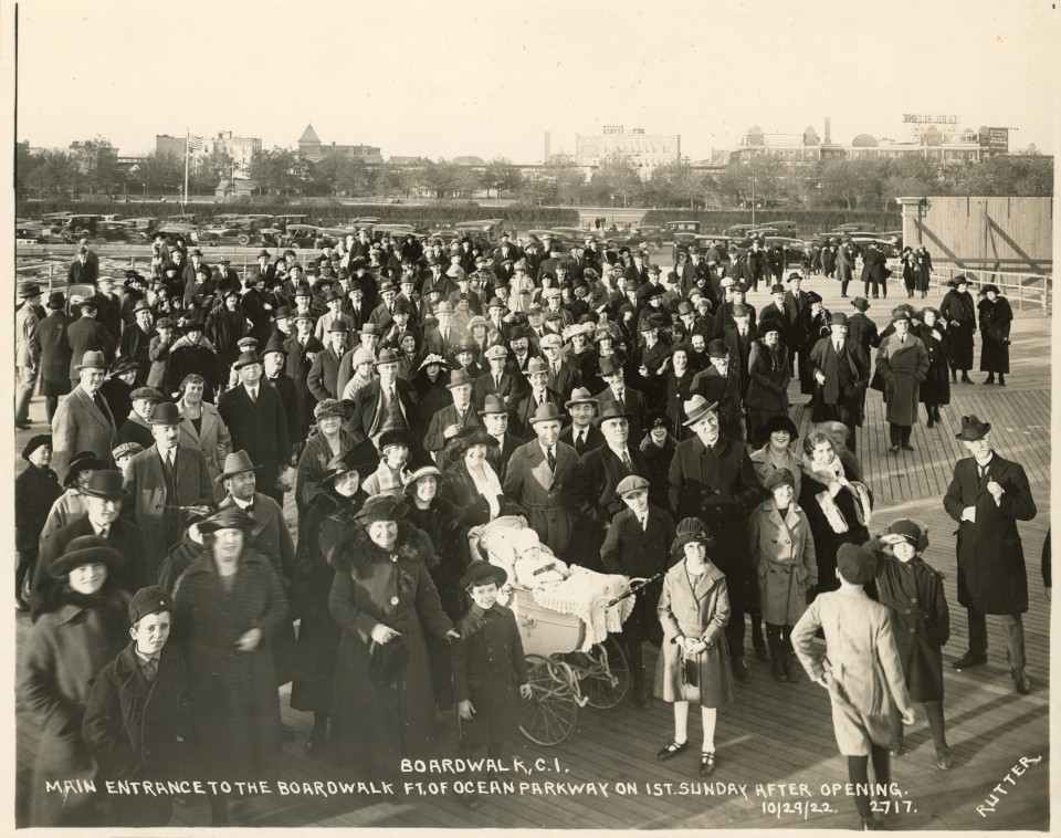 EDWARD RUTTER PHOTOS OF CONSTRUCTION OF CONEY ISLAND BOARDWALK 1921-1922