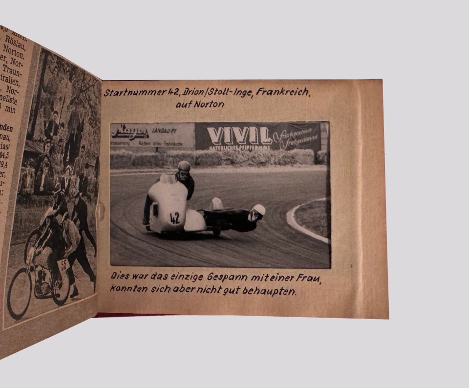 1957 MOTORCYCLE RACING WORLD CHAMPIONSHIP ALBUM