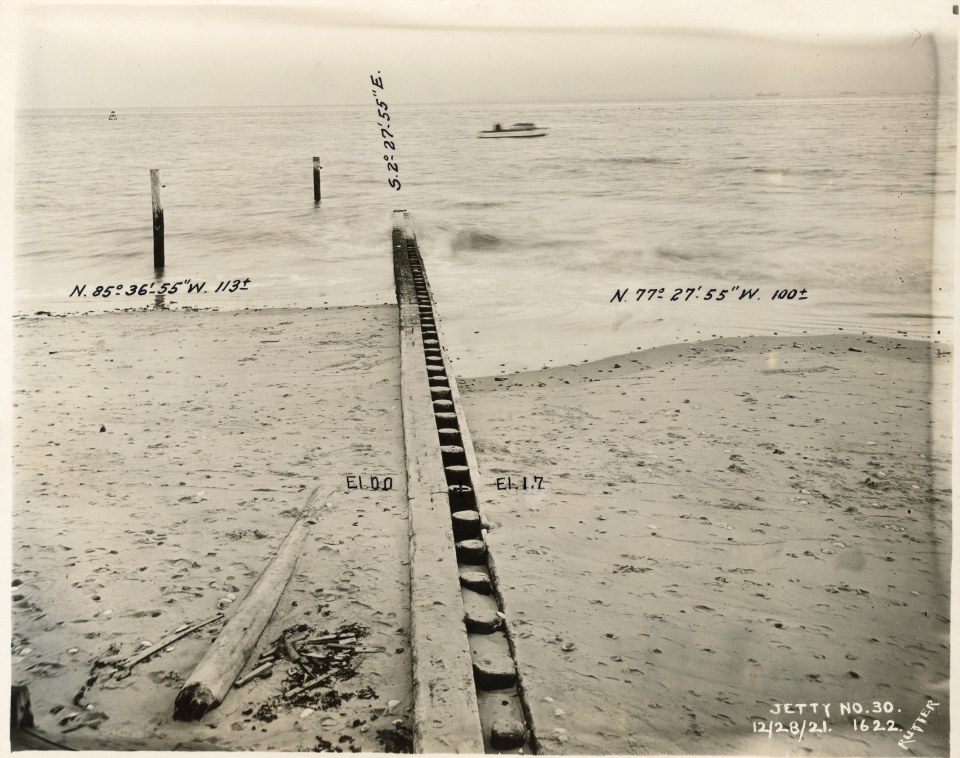 EDWARD RUTTER PHOTOS OF CONSTRUCTION OF CONEY ISLAND BEACH&rsquo;S JETTY IN 1921