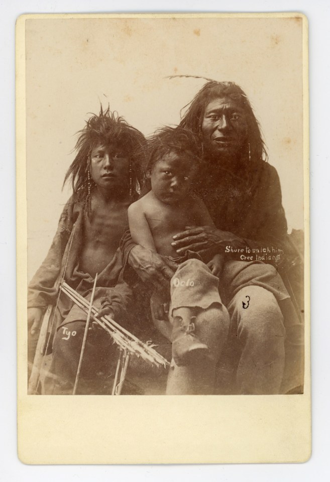 CANADIAN INDIANS CABINET PHOTO OF CREE TRIBE