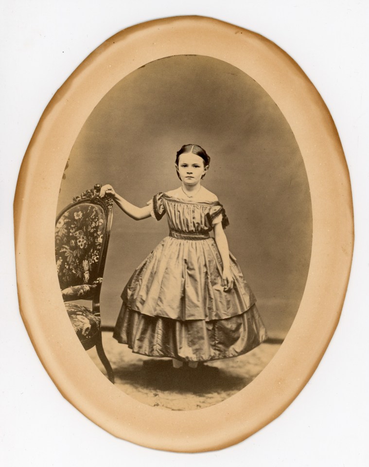 OVAL SALT PRINT PORTRAIT OF YOUNG GIRL IN ORIGINAL MOUNT AND FRAME