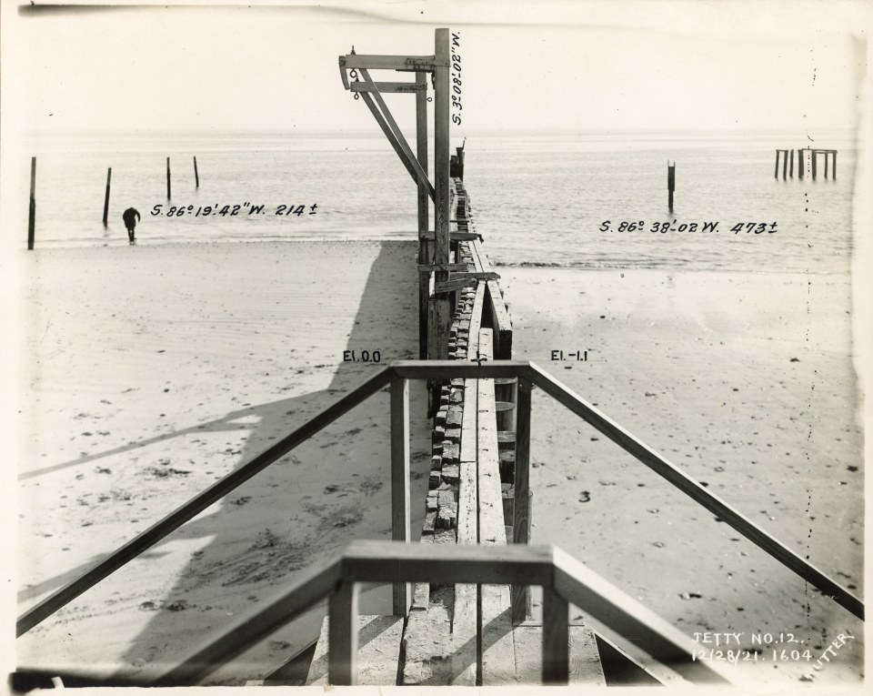 EDWARD RUTTER PHOTOS OF CONSTRUCTION OF CONEY ISLAND BEACH&rsquo;S JETTY IN 1921