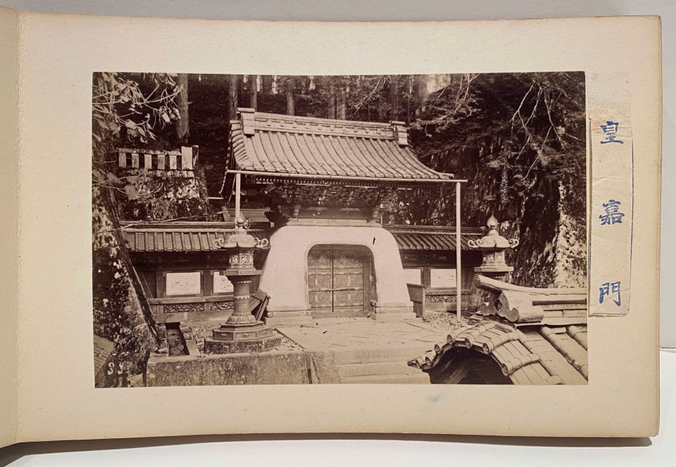 19TH CENTURY HAND CARVED ACCORDION STYLE ALBUM OF JAPAN'S ARCHITECTURE AND LANDSCAPE