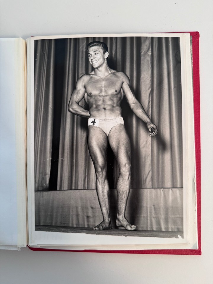 BODY BUILDING PHOTOGRAPH ALBUM 1959-1961