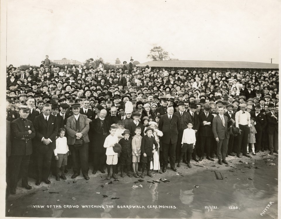 EDWARD RUTTER PHOTOS OF CONSTRUCTION OF CONEY ISLAND BOARDWALK 1921-1922