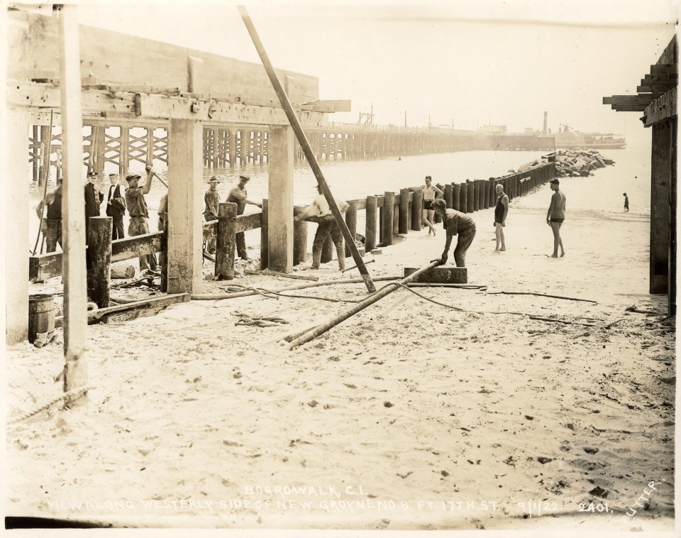 EDWARD RUTTER PHOTOS OF CONSTRUCTION OF CONEY ISLAND BOARDWALK 1921-1922