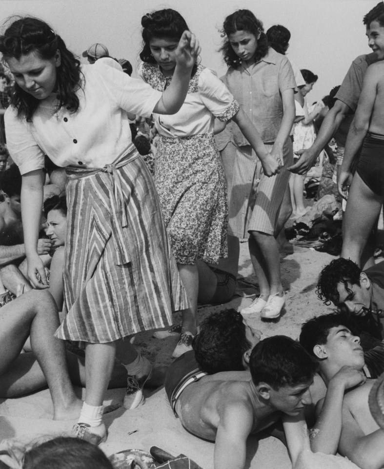 46. Morris Engel (American, 1918-2005),&nbsp;Coney Island, NY, c. Early 1940s, Vintage Gelatin Silver Print, 8.875&rdquo; x 7.375&rdquo;