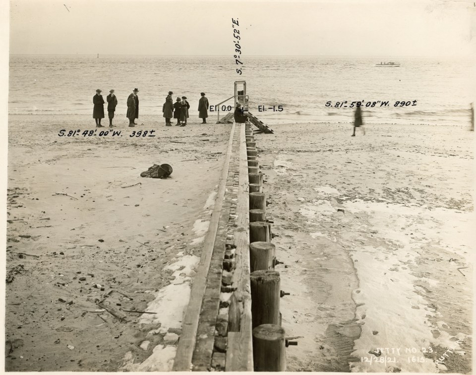 EDWARD RUTTER PHOTOS OF CONSTRUCTION OF CONEY ISLAND BEACH&rsquo;S JETTY IN 1921