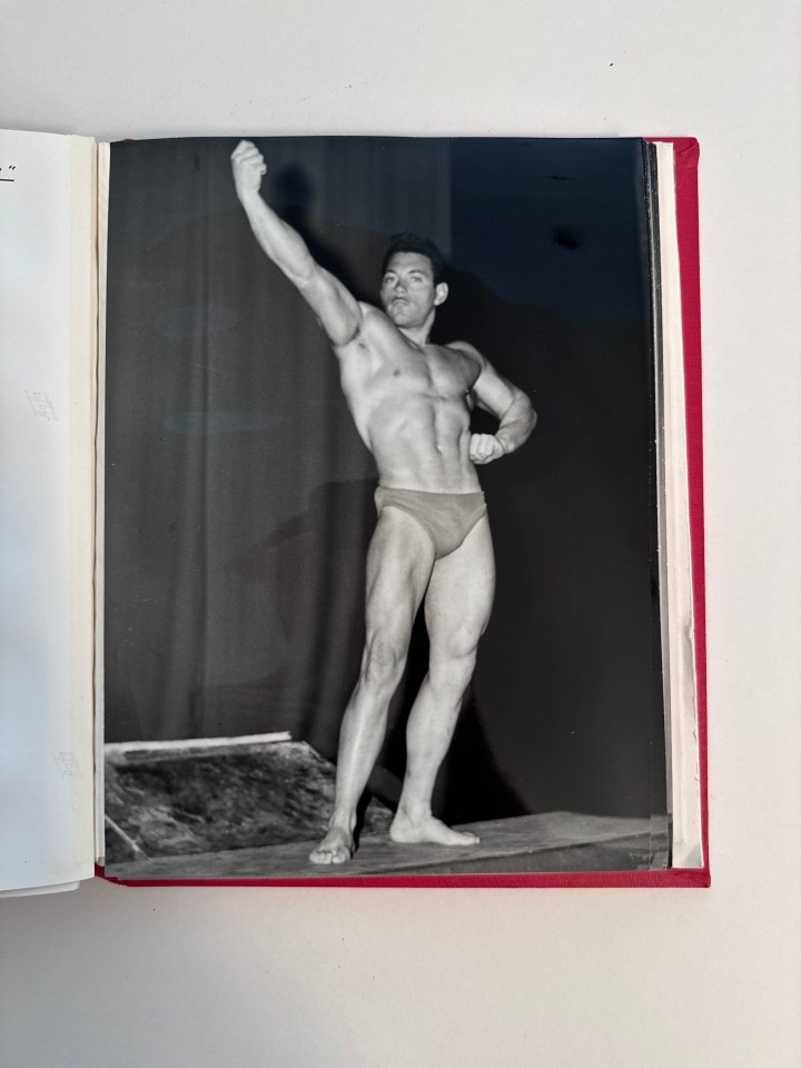 BODY BUILDING PHOTOGRAPH ALBUM 1959-1961