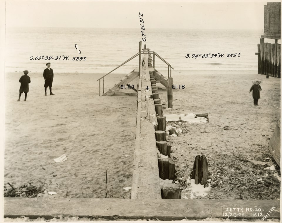 EDWARD RUTTER PHOTOS OF CONSTRUCTION OF CONEY ISLAND BEACH&rsquo;S JETTY IN 1921