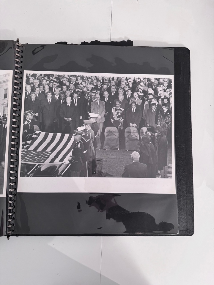 JFK ASSASSINATION ALBUM (26) SILVER GELATIN PRINTS