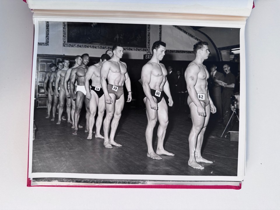 BODY BUILDING PHOTOGRAPH ALBUM 1959-1961