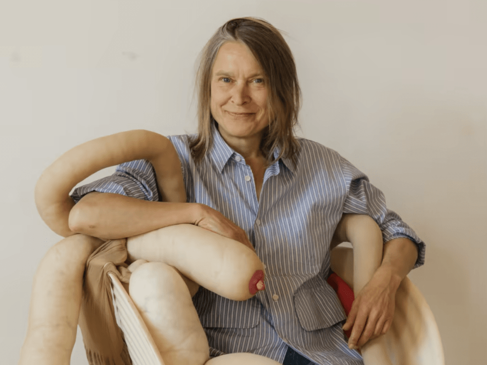 prensa: The sensational sarah lucas
