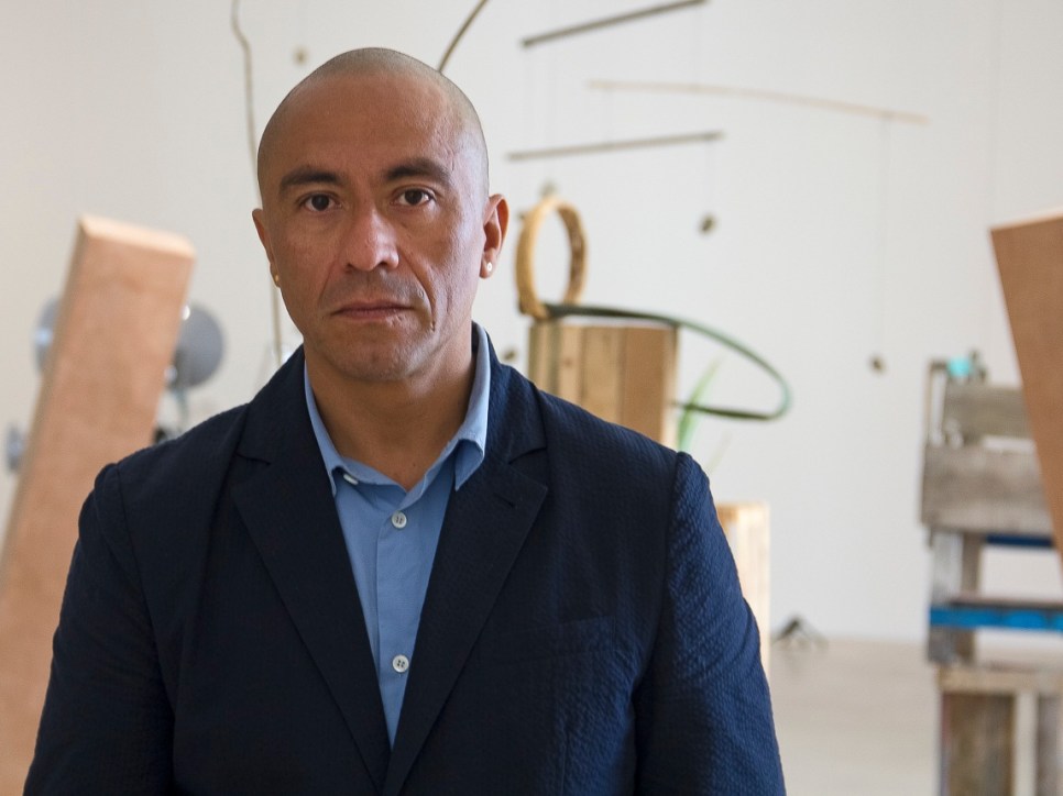 press: Abraham cruzvillegas - Diorama: Un relato contemporáneo sobre arte y medio ambiente