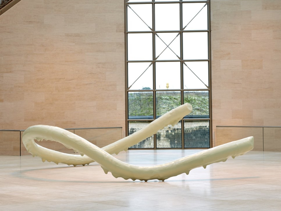 Nairy Baghramian participates in MUDAM in Luxembourg with her exhibition beliebte stellen/privileged points