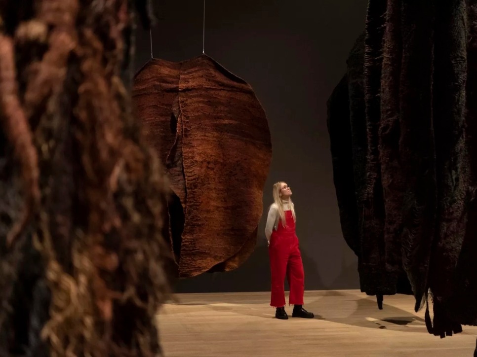 Magdalena Abakanowicz Every Tangle of Thread and Rope reviewed in Artsy